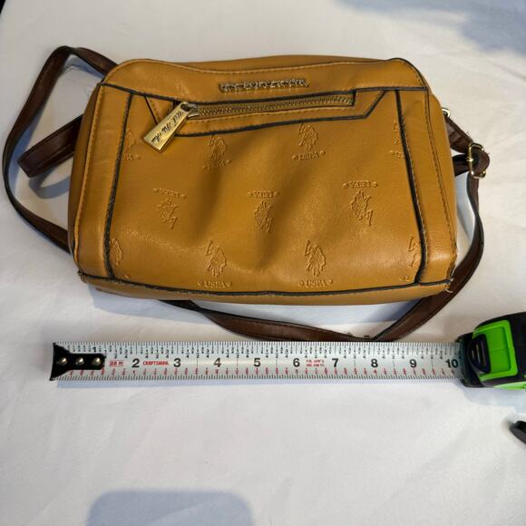 U.S. Polo Assn. Crossbody Bag - Picture 5 of 8